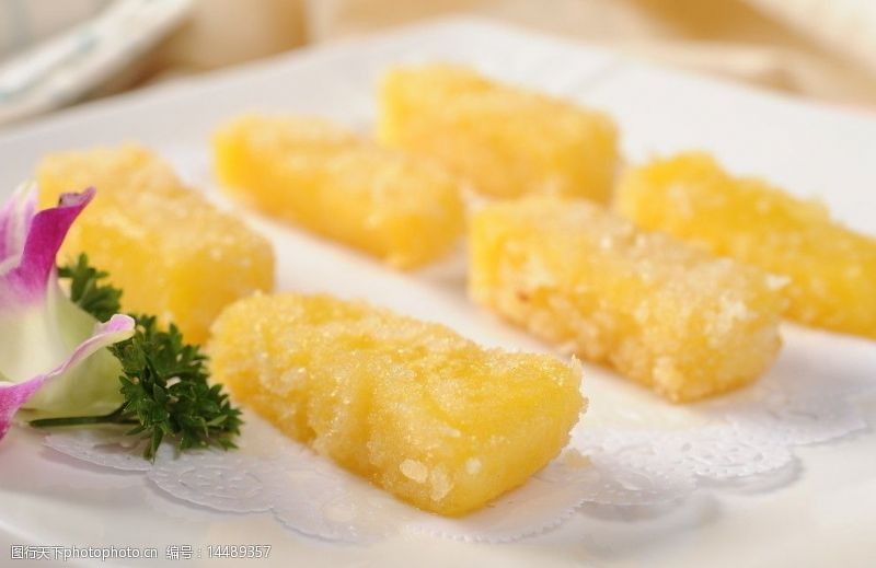 脆皮炸鲜奶图片素材