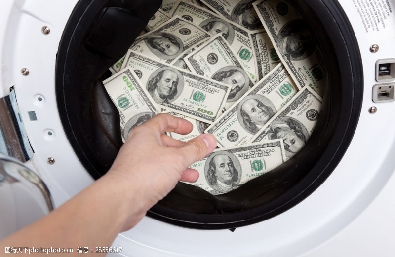 美的洗衣机洗衣机里的美元