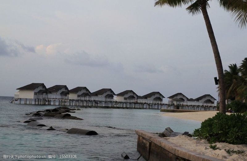 马尔代夫沙滩小岛图片