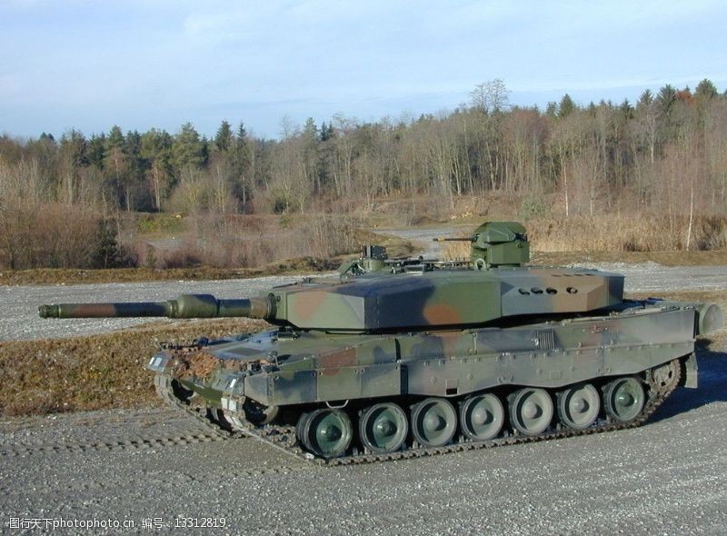 金钢战士Pz87坦克图片