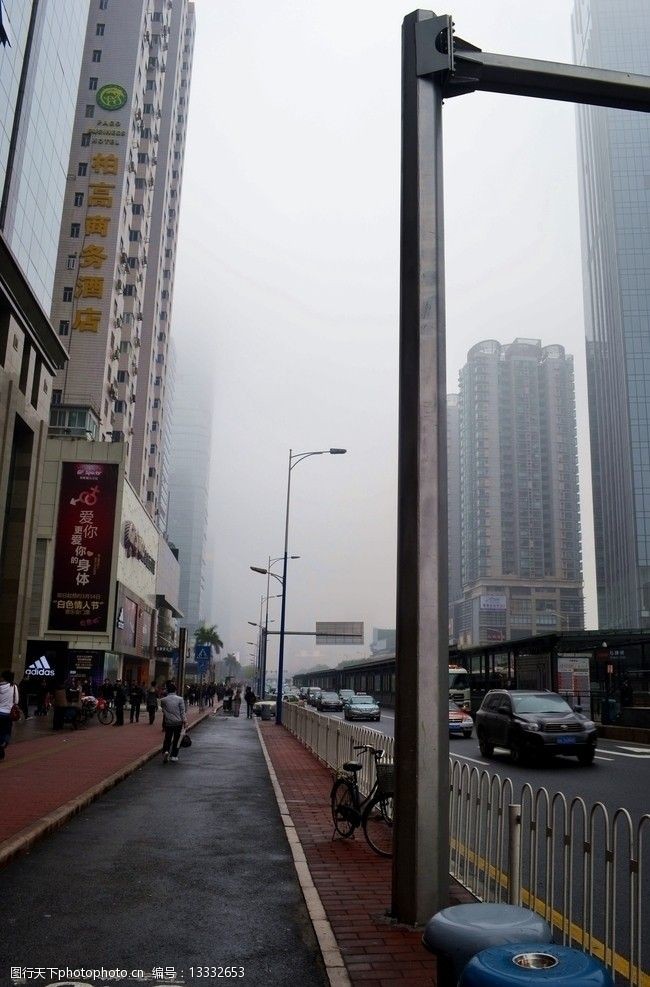 南通市大雾中的广州天河图片