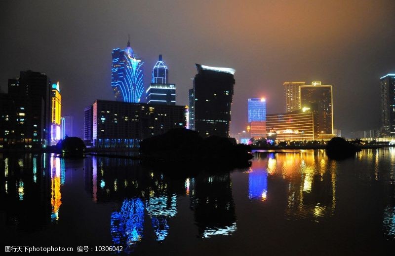 城市与建筑澳门与远眺酒店夜景图片