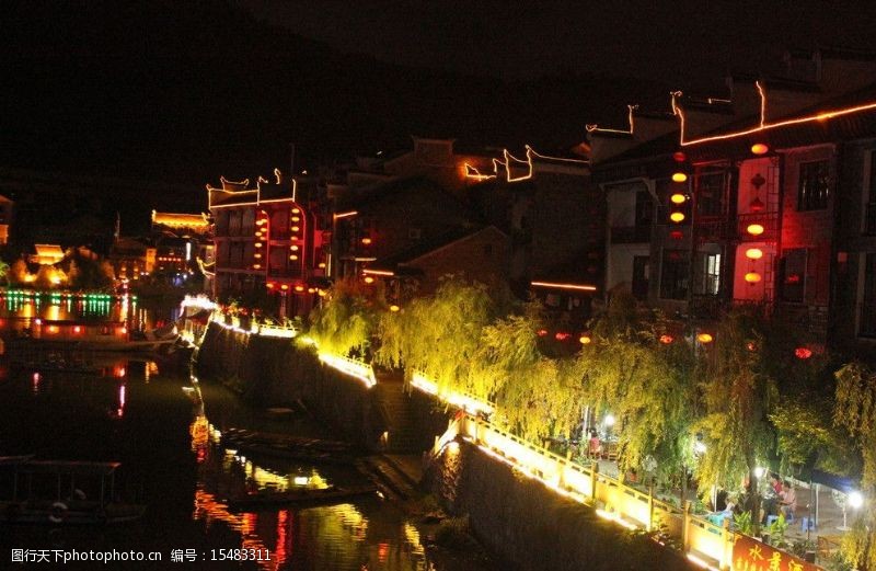 贵州镇远镇远古城夜景图片
